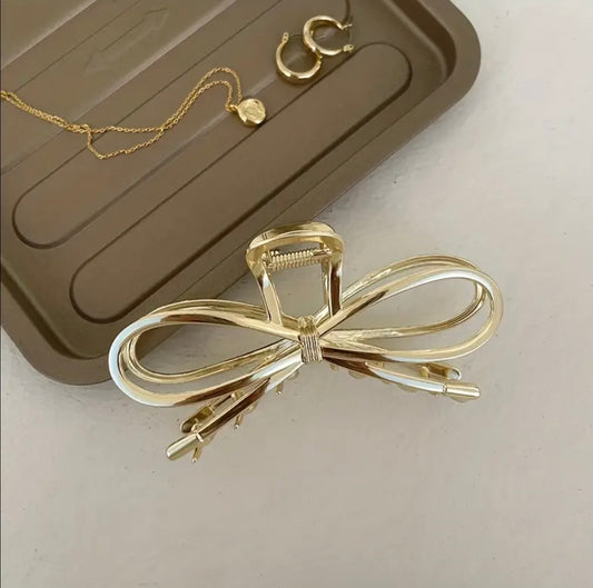 Gold Bow Hairclip