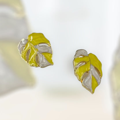 Monstera Earrings