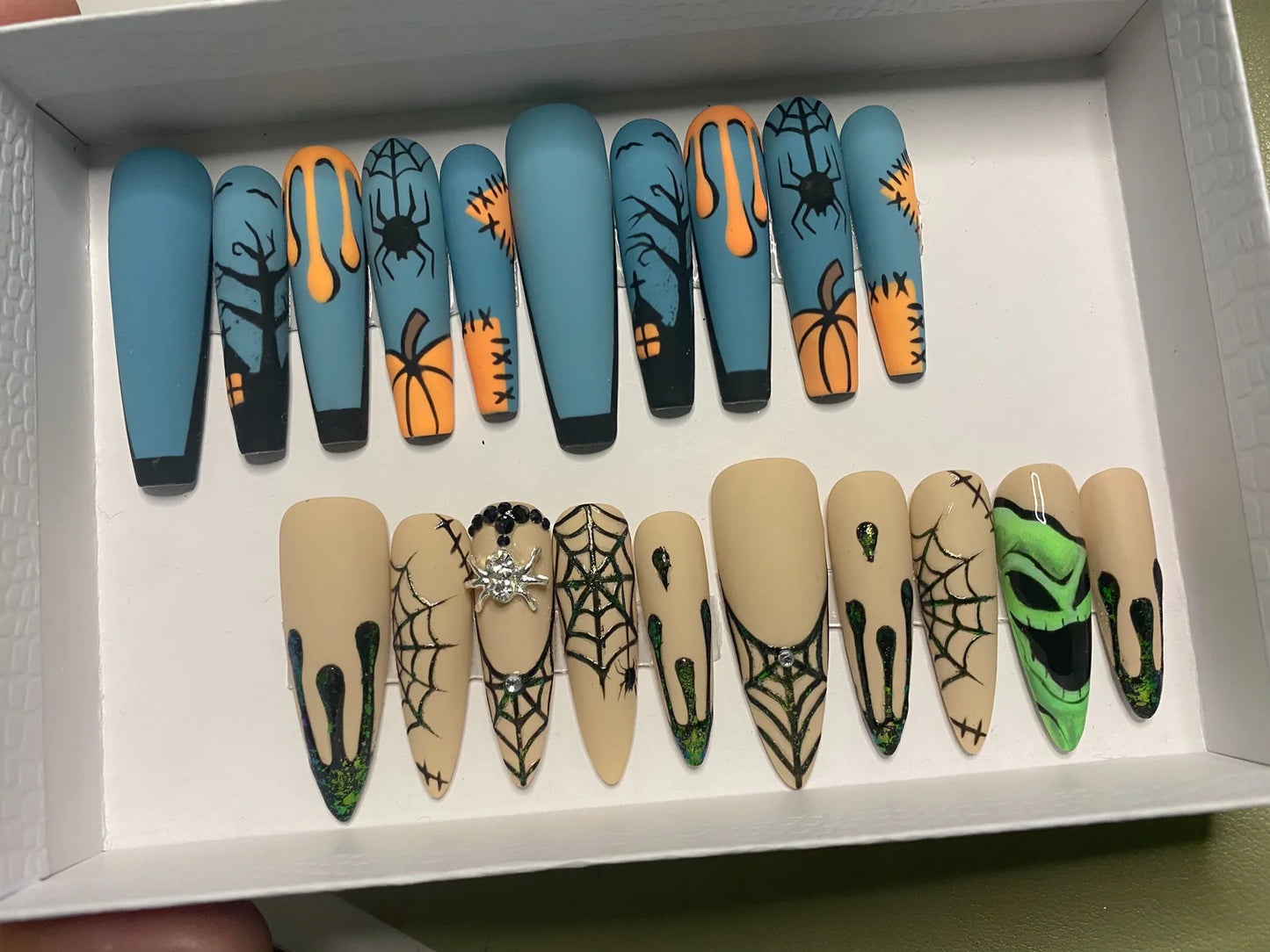 Custom Sets. **EMAIL OR MESSAGE ON IG FOR CUSTOM SETS!**